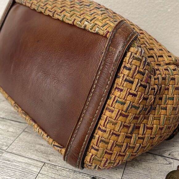 Fossil Vintage Straw and Leather Shoulder Bag - Picture 9 of 16